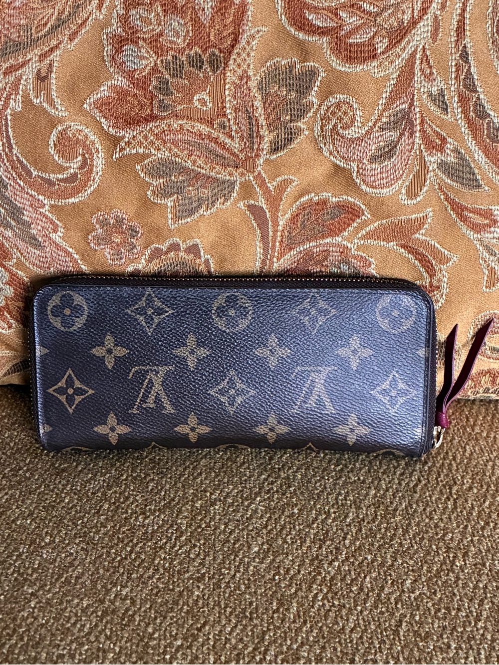 🤎🧡 Louis Vuitton Clémence Wallet in Monogram canvas with fuchsia leather interio
